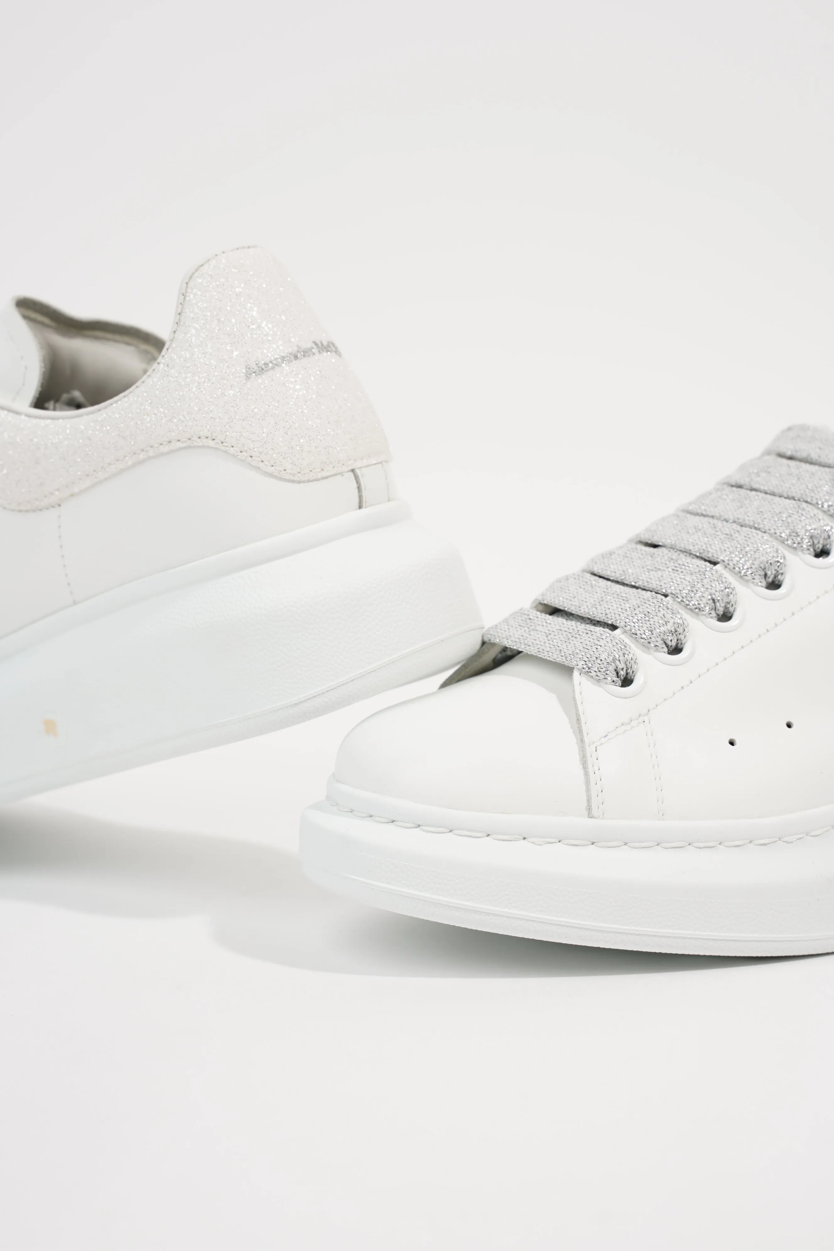 Alexander McQueen Womens Oversized Sneaker White / Glitter Tab EU 39 / UK 6