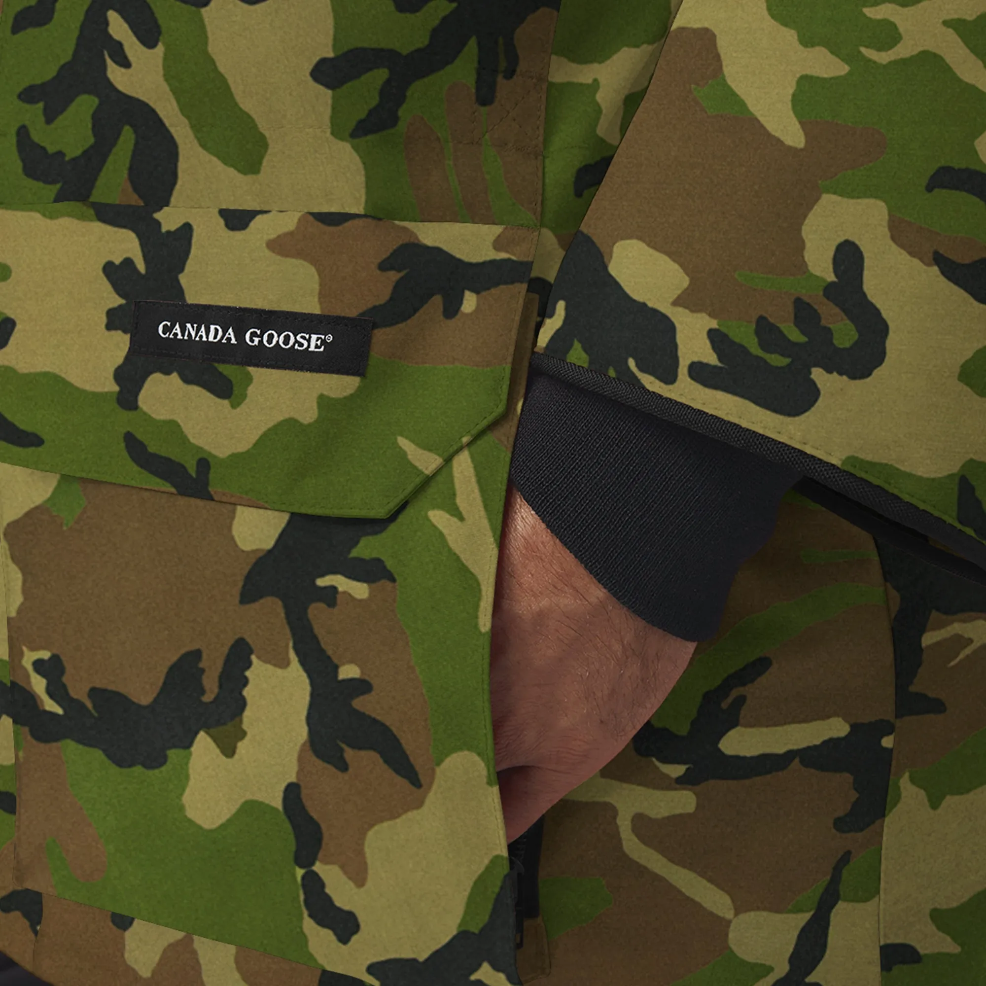 Canada Goose Mens Expedition Parka 'Print/Classic Camo'