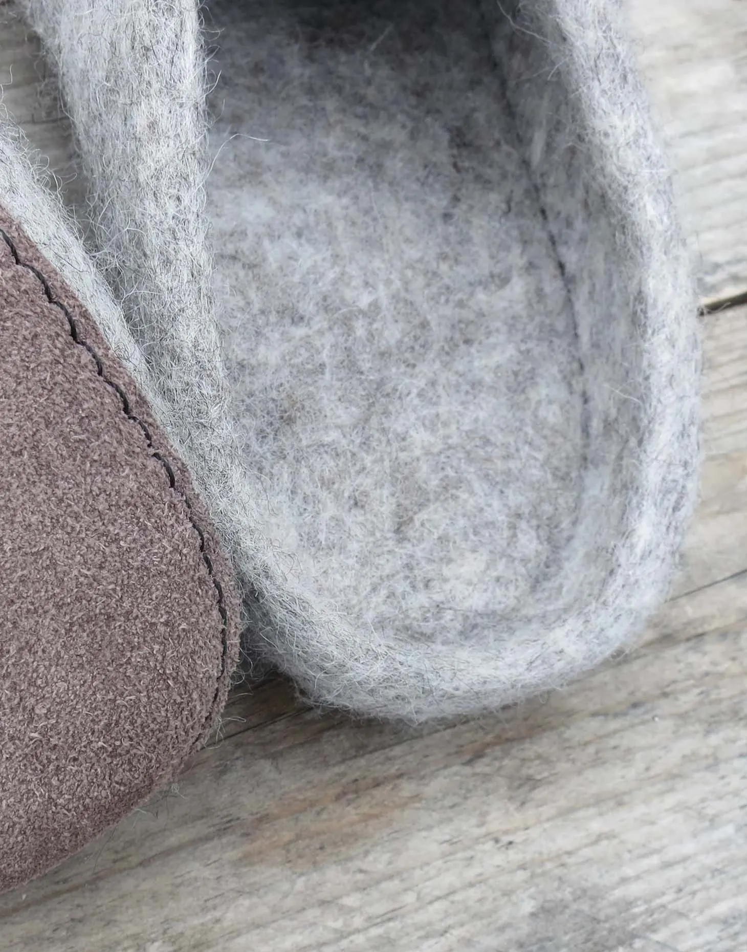 Men's Handmade Eco Felt Suede Sole Mule Slippers – Light Ash