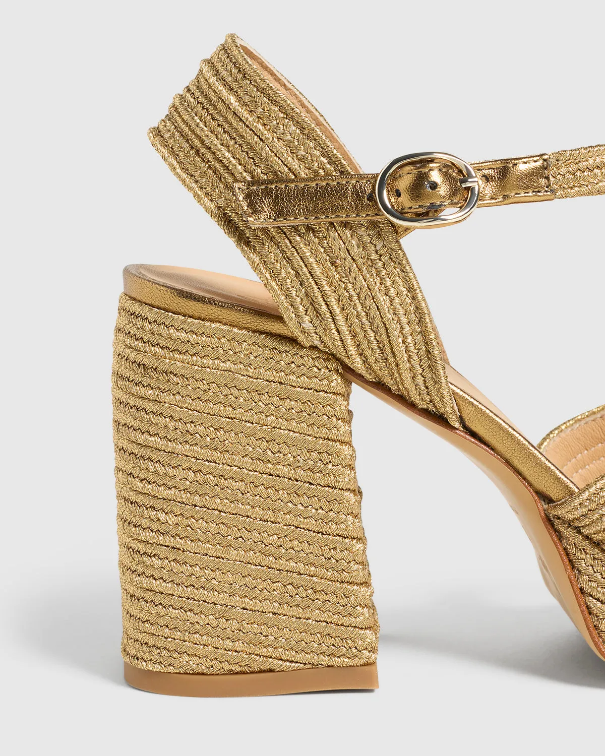 Valle Gold Platform Sandal