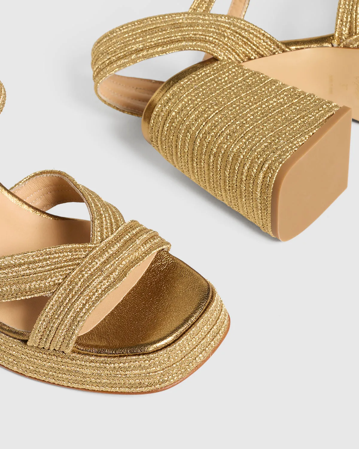 Valle Gold Platform Sandal